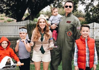 Sheree Edwards daughter Rachel Hollis and Dave Hollis had been co-parenting their four kids since their divorce in 2020